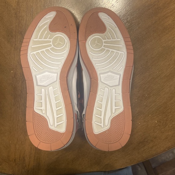 Air Jordan 1 Elevate High SE Women's Shoes - Picture 5 of 7